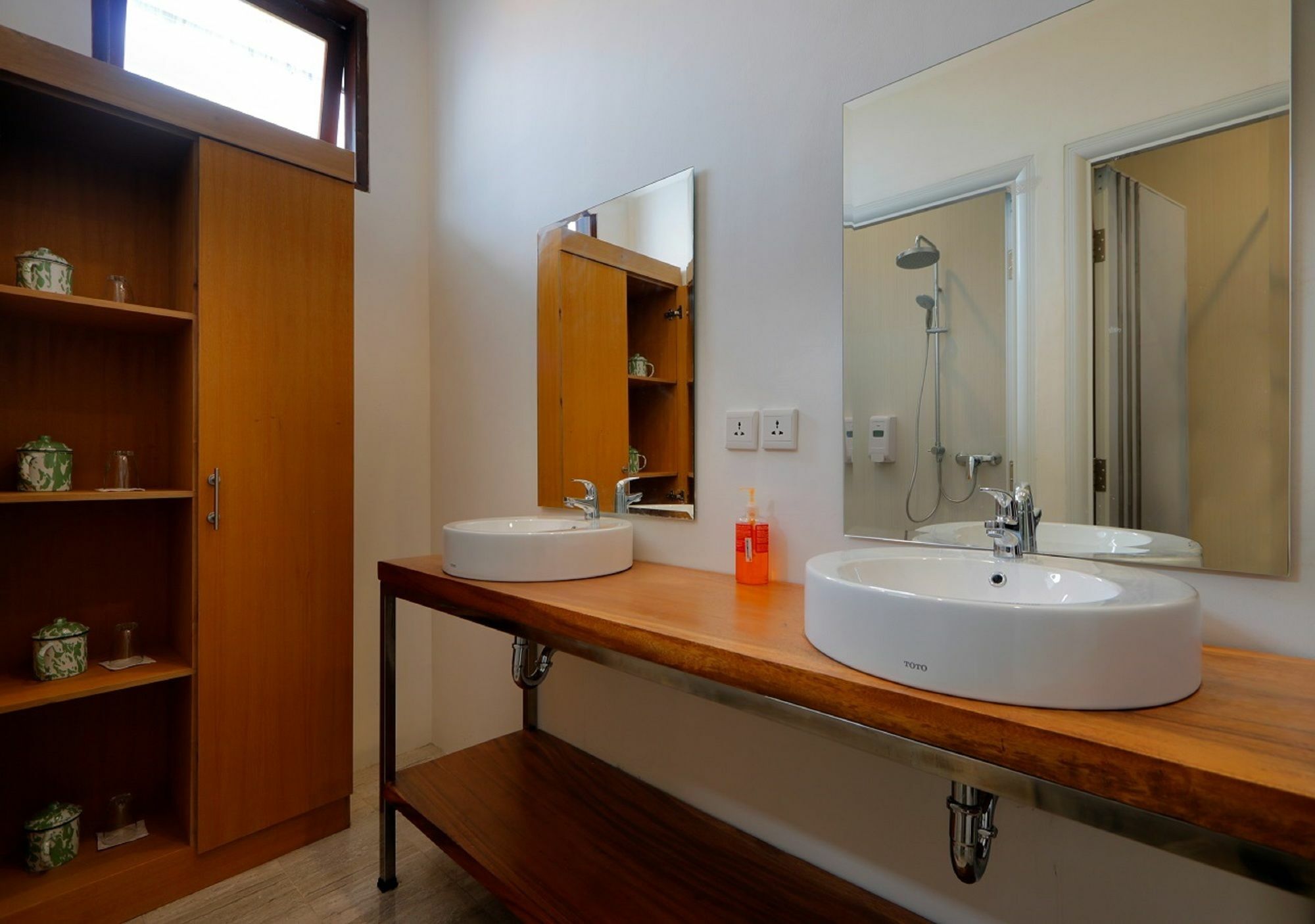 Bali Bee House Hotel Kerobokan  Luaran gambar